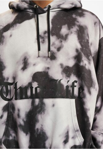 Thug Life Sweatshirt in Zwart