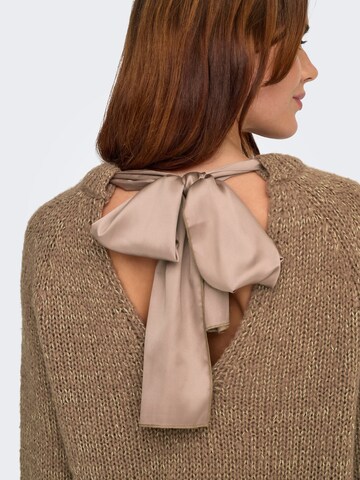 Pullover 'SHINE' di ONLY in marrone