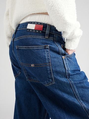 Tommy Jeans Zvonové kalhoty Džíny 'DAISY' – modrá