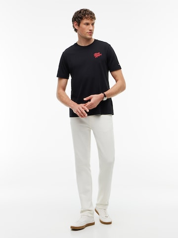 TOMMY HILFIGER Μπλουζάκι 'IC' σε μαύρο