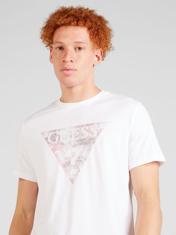 GUESS T-Shirt in Weiß