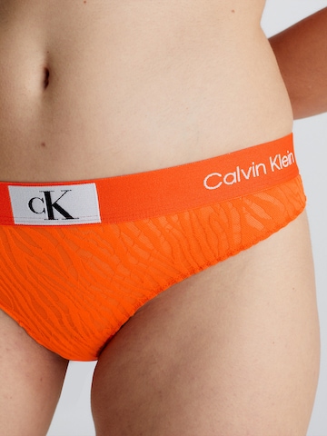 Calvin Klein Underwear String in Oranje