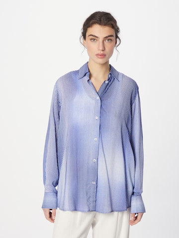 WEEKDAY Blouse in Blauw: voorkant