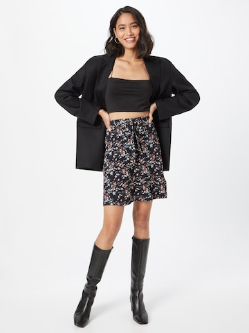 ABOUT YOU Skirt 'Salma' in Black