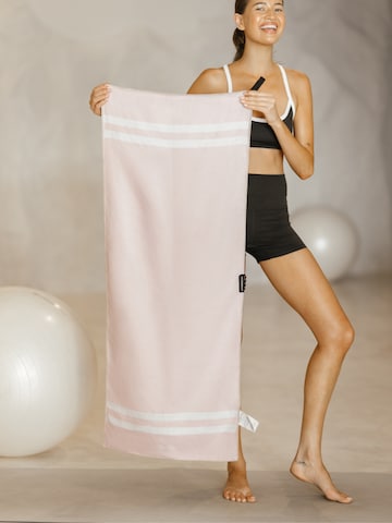 woodsandwaves Towel 'Magnet' in Pink