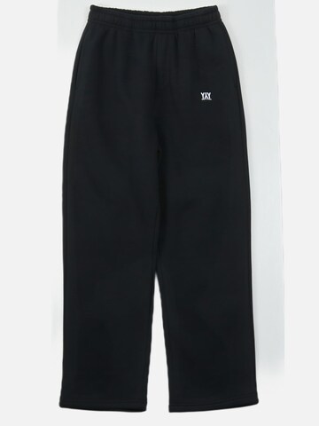 HEFTYKA Loosefit Sporthose 'OPEN LEG JOGGER'‌ in Schwarz: Vorderseite