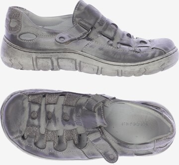 KACPER Flats & Loafers in 37 in Grey: front