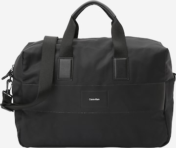 Calvin Klein Чанта за пътуване тип "Weekender" в черно: отпред