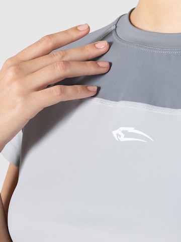 T-shirt fonctionnel 'Advanced Chanda' Smilodox en gris