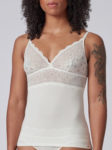 Chemise de nuit Skiny en blanc