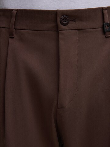 Regular Pantalon à pince 'Louis' STRELLSON en marron