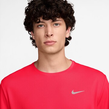 NIKE Sportshirt 'Miler' in Rot