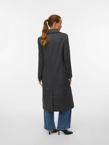 VERO MODA Tussenmantel 'VMGarner' in Grijs