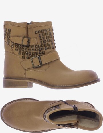 LAZAMANI Dress Boots in 39 in Beige: front