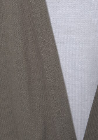 LASCANA Тениска в сиво