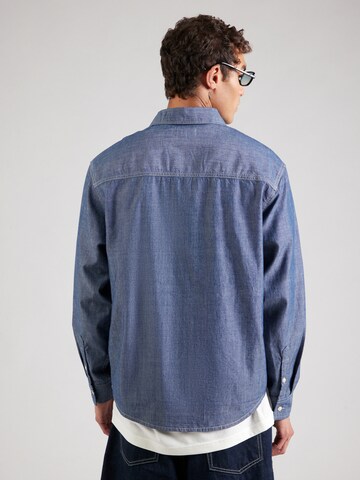 Coupe regular Chemise 'EASY CHAMBRAY' Calvin Klein Jeans en bleu : derrière
