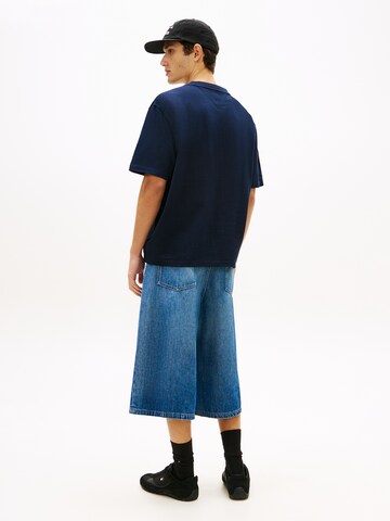 Tommy Jeans Koszulka '90S' w kolorze niebieski