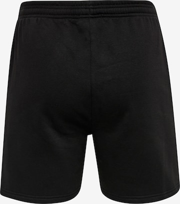 Hummel Regular Shorts in Schwarz