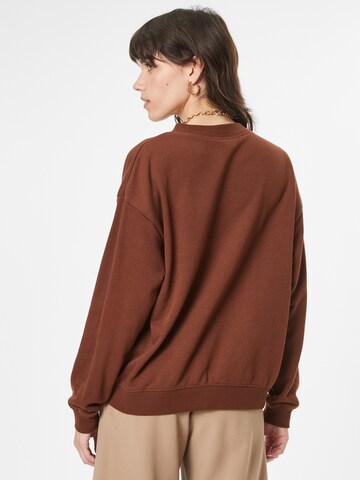 Monki Sweatshirt in Braun