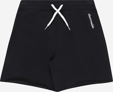 Abercrombie & Fitch Regular Shorts 'JAN 2' in Schwarz: predná strana