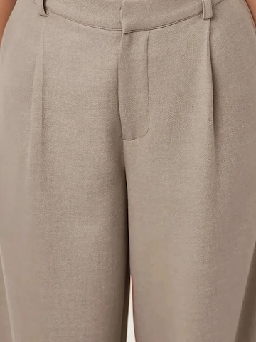 Hiccup Wide Leg Hose in Beige