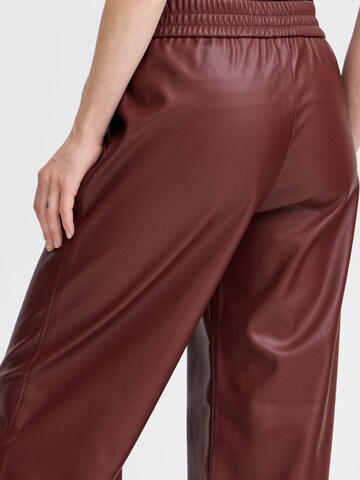b.young - Loosefit Pantalón ' DAJA ' en rojo