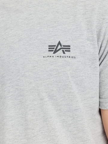 ALPHA INDUSTRIES Shirt 'Basic Small Logo'‌‌ in Grau