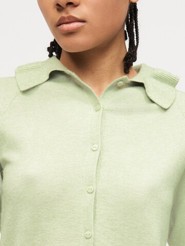 ONLY Вязаная кофта 'ONLIBI' в Зеленый