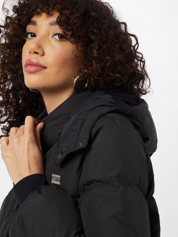 LEVI'S ® Winter Jacket 'Quinn Mid Down Puffer' in Black