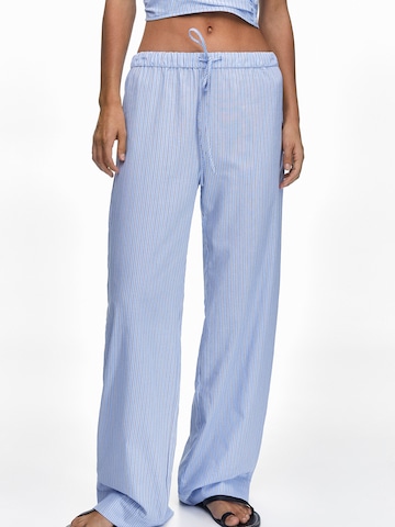 Loosefit Pantalon Pull&Bear en bleu