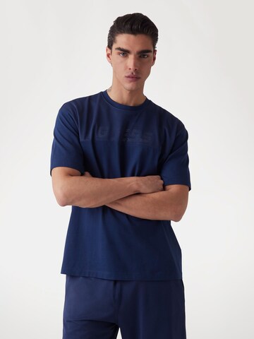 GUESS T-Shirt in Blau: Vorderseite