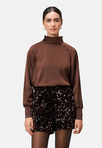 Camicia da donna di zero in marrone: frontale