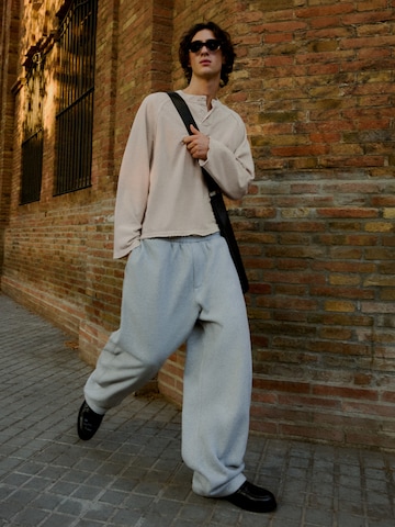 T-Shirt Bershka en beige