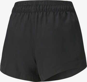 PUMA Regular Sportshorts in Schwarz