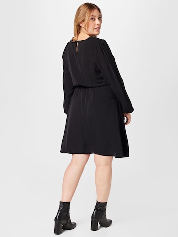 ONLY Curve - Vestido en negro