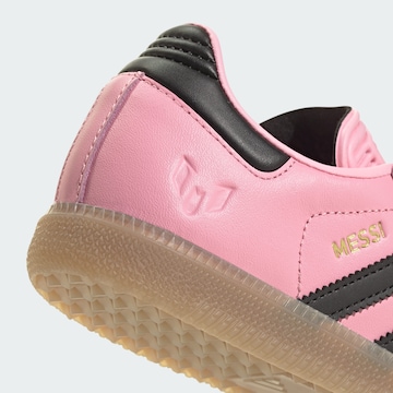 ADIDAS PERFORMANCE - Calzado deportivo 'Samba Messi' en rosa