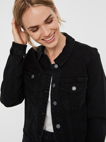 VERO MODA Jeansjacke 'HOT SOYA' in Schwarz