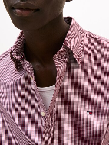 Coupe regular Chemise 'FLEX' TOMMY HILFIGER en rouge