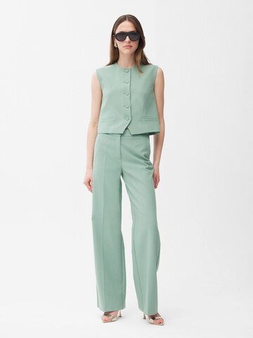 adl Vest in Green
