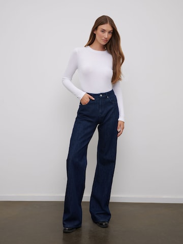 RÆRE by Lorena Rae Wide leg Jeans 'Mara Tall' in Blauw