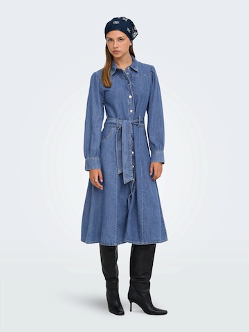 ONLY - Vestidos camiseiros 'ONLCARO' em azul: frente