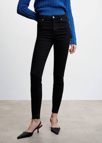 MANGO Skinny Jeans 'Newanne' in Schwarz: predná strana