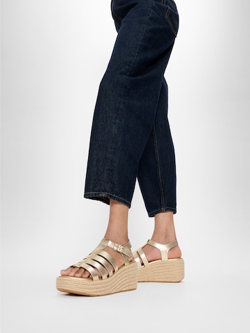 FitFlop Sandals in Gold