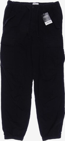 H&M Pants in 31-32 in Black: front