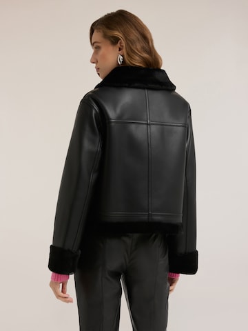 Manteau d’hiver MOTIVI en noir