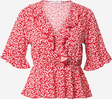 ABOUT YOU Shirt 'Tabea' in Rood: voorkant