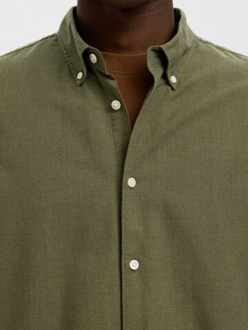 Regular fit Camicia 'SLMCole' di SELECTED in verde