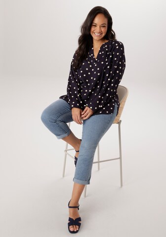 Aniston Blouse in Black