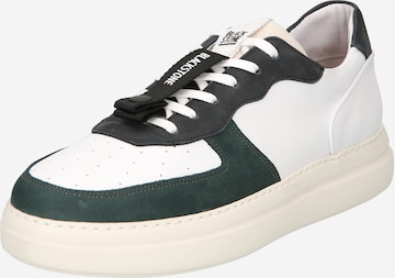 BLACKSTONE Sneakers in White: front