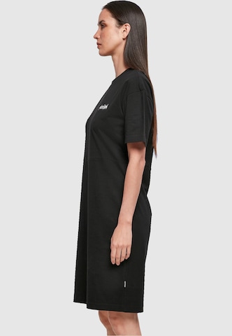 Merchcode Dress 'Unfollow' in Black